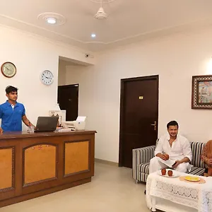 Hotel Royal Awadh, Agra (Uttar Pradesh)
