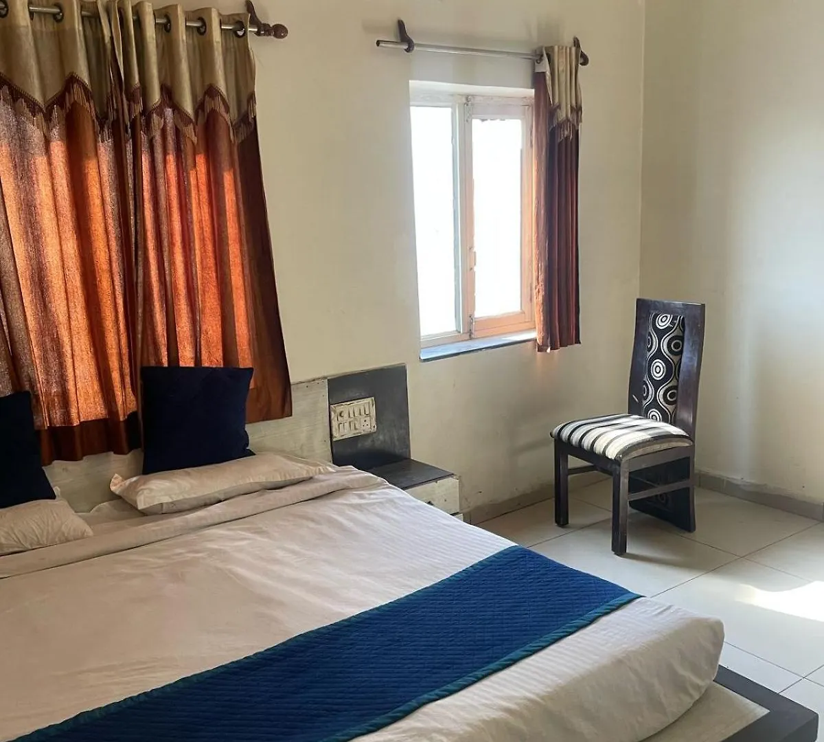 Kks Taj View Hotel Agra
